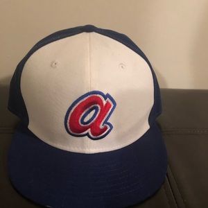 Throw back Braves fitted hat